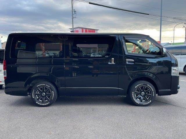TOYOTA HIACE van 2WD 2018