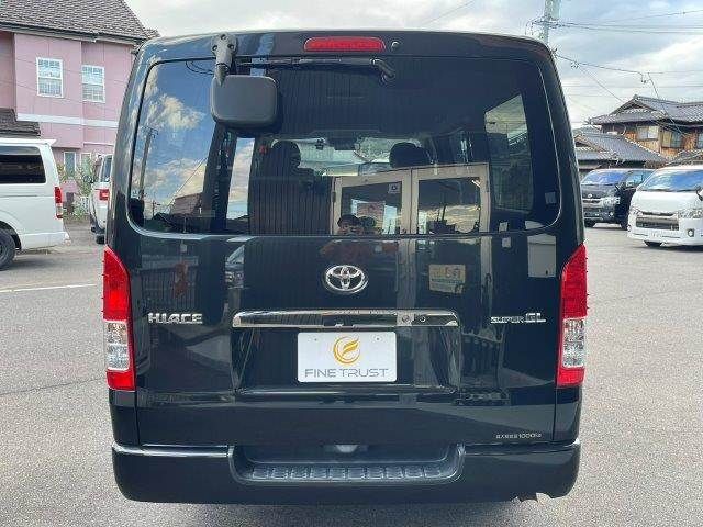 TOYOTA HIACE van 2WD 2018