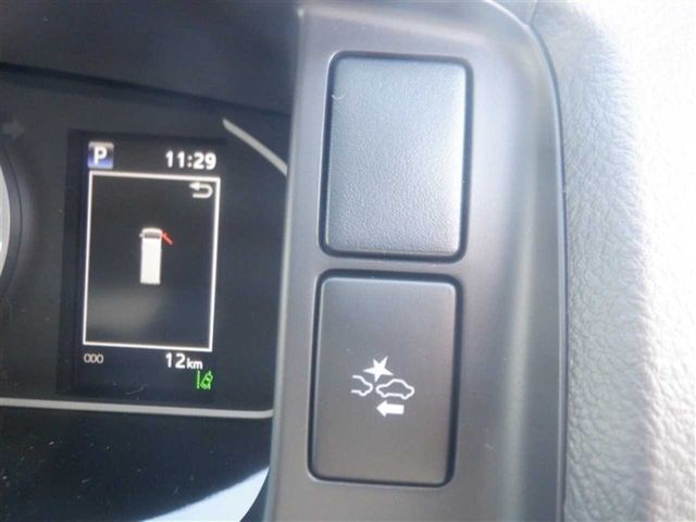 TOYOTA HIACE van 4WD 2025