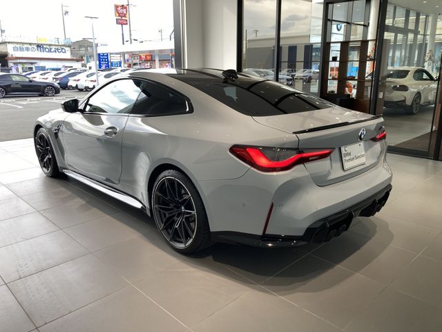 BMW BMW M4 2021