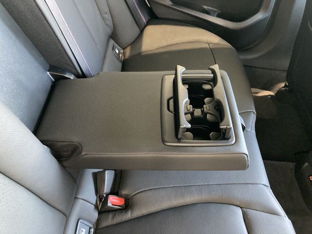 BMW BMW 1series 2024