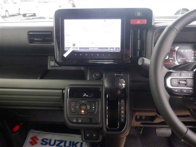 SUZUKI Spacia GEAR 2024