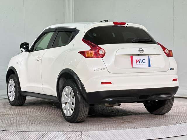 NISSAN JUKE 2012