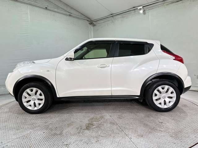 NISSAN JUKE 2012
