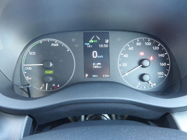 TOYOTA YARIS HYBRID 2023