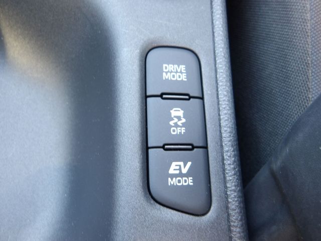 TOYOTA YARIS HYBRID 2023