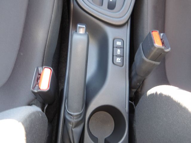 TOYOTA YARIS HYBRID 2023