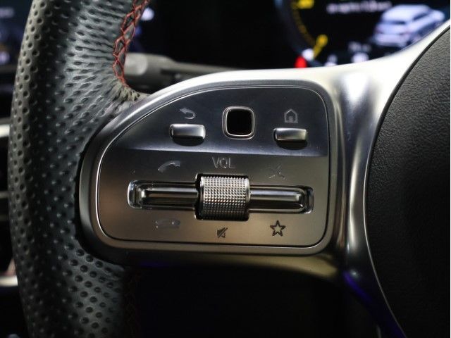 MERCEDES BENZ MERCEDES BENZ GLB 2023