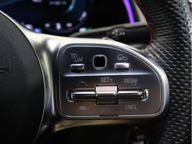 MERCEDES BENZ MERCEDES BENZ GLB 2023