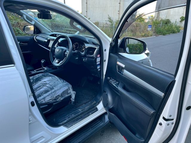 TOYOTA HILUX 4WD 2021