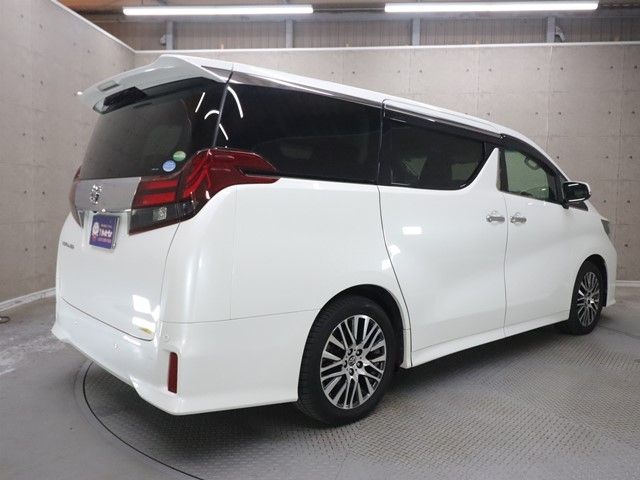 TOYOTA ALPHARD 2016