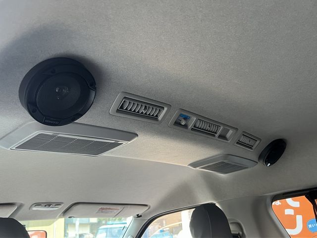 TOYOTA HIACE wagon 2012