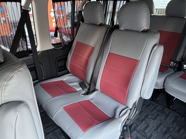 TOYOTA HIACE wagon 2012