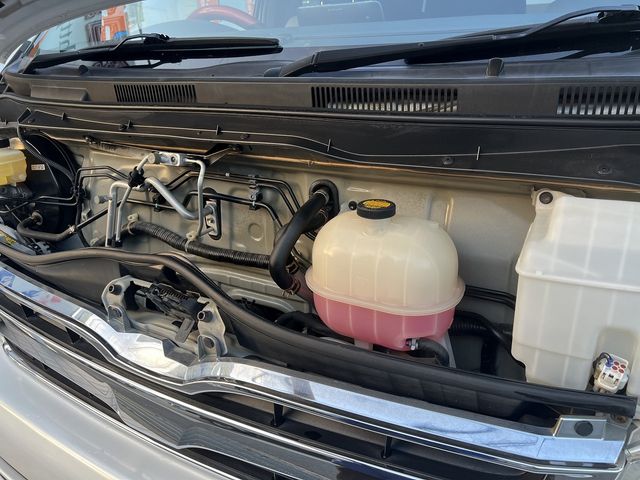 TOYOTA HIACE wagon 2012