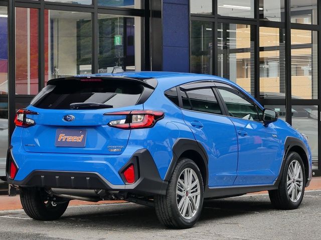 SUBARU CROSSTREK 2025