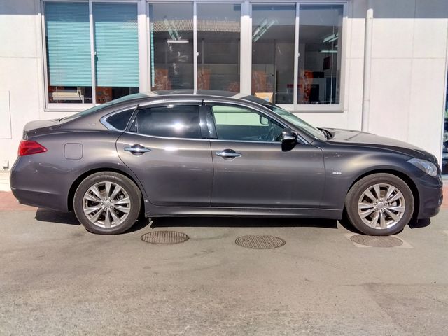 MITSUBISHI PROUDIA 2013