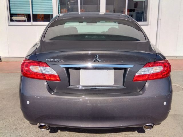 MITSUBISHI PROUDIA 2013