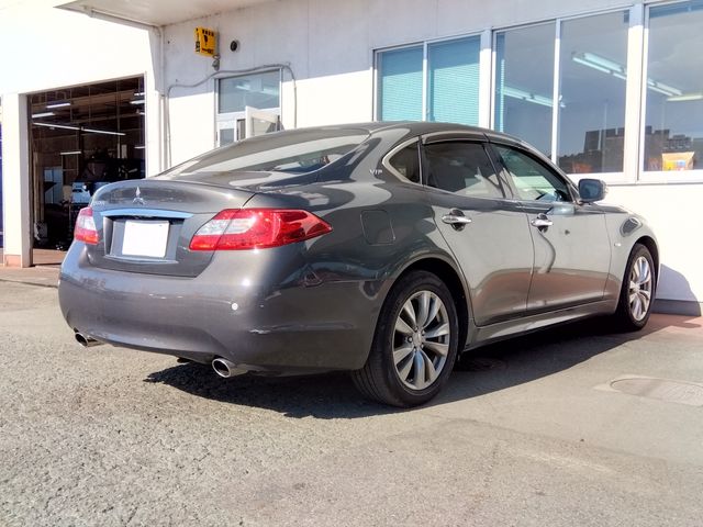 MITSUBISHI PROUDIA 2013