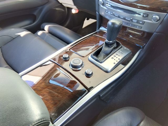 MITSUBISHI PROUDIA 2013