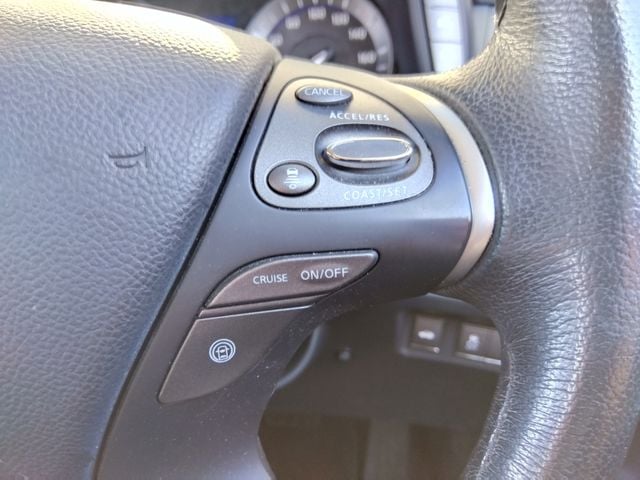 MITSUBISHI PROUDIA 2013