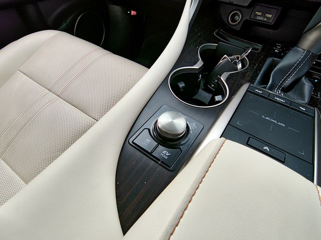 TOYOTA LEXUS RX450hL AWD 2020