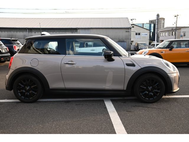 BMW MINI COOPER 2021