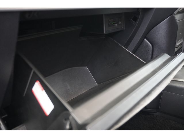 TOYOTA LANDCRUISER PRADO 2022