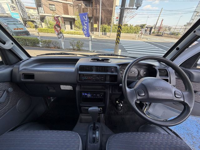 DAIHATSU HIJET truck 4WD 2001