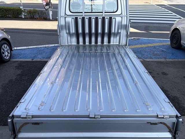 DAIHATSU HIJET truck 4WD 2001