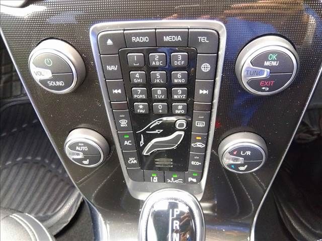 VOLVO VOLVO V40 2018