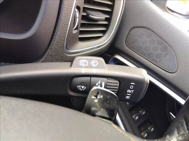 VOLVO VOLVO V40 2018