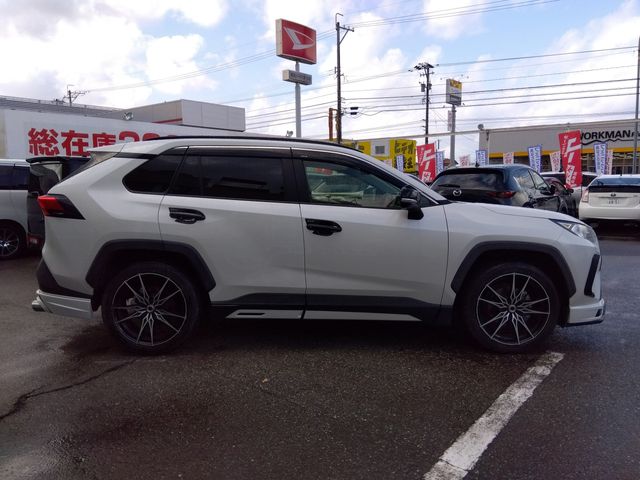 TOYOTA RAV4 4WD 2021