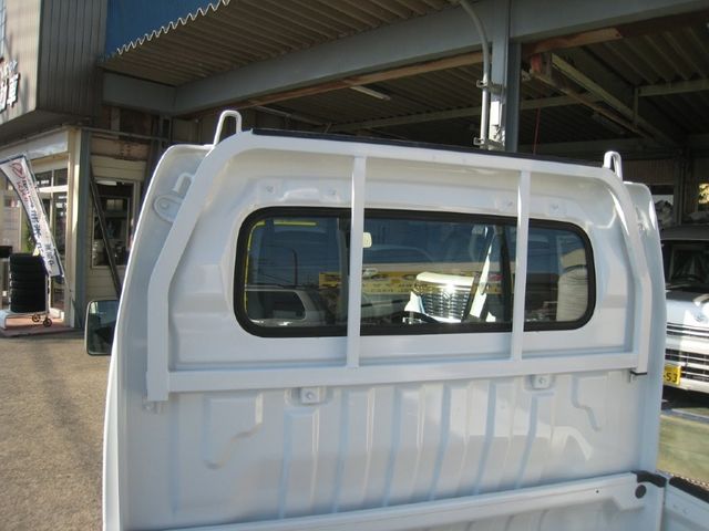 SUZUKI CARRY truck 4WD 2010