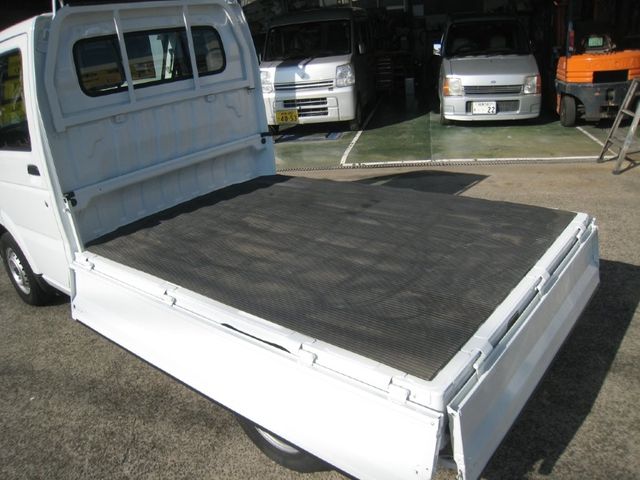 SUZUKI CARRY truck 4WD 2010