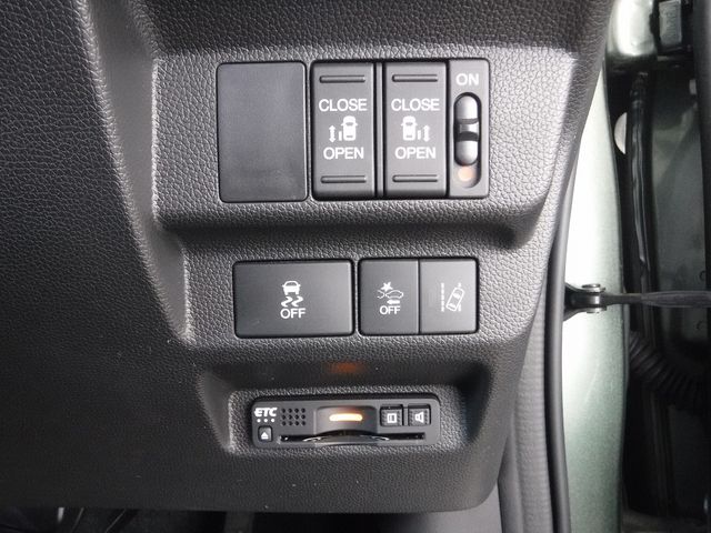 HONDA FREED plus HYBRID 2020