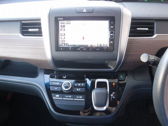 HONDA FREED plus HYBRID 2020