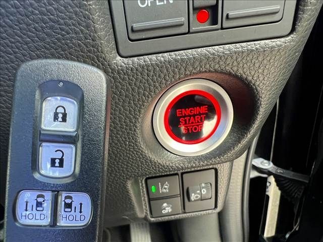 HONDA N BOX CUSTOM 2020