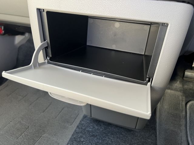 TOYOTA PIXIS SPACE 2012