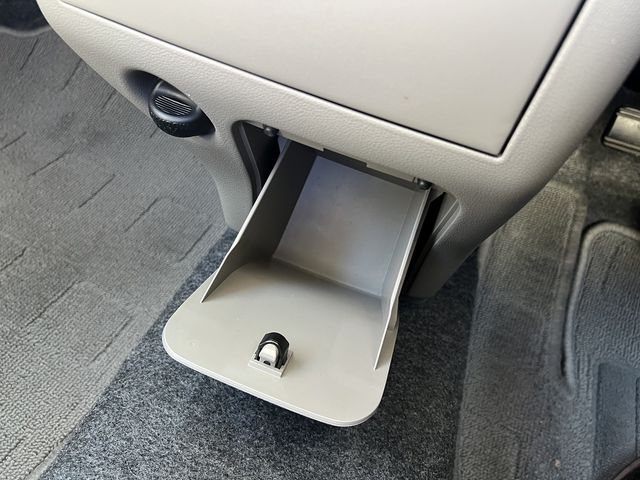 TOYOTA PIXIS SPACE 2012