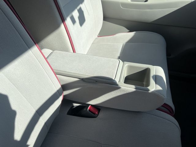 TOYOTA PIXIS SPACE 2012