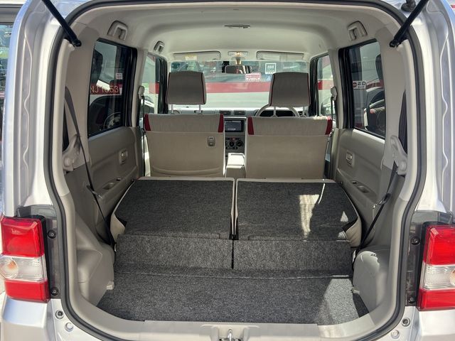 TOYOTA PIXIS SPACE 2012