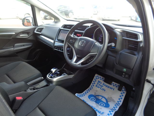 HONDA FIT HYBRID 2015