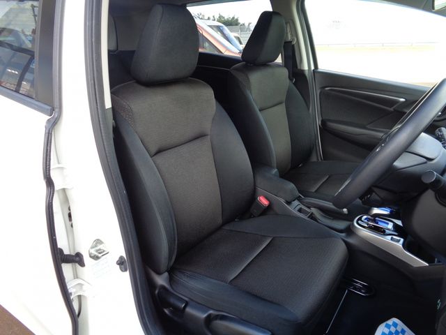 HONDA FIT HYBRID 2015