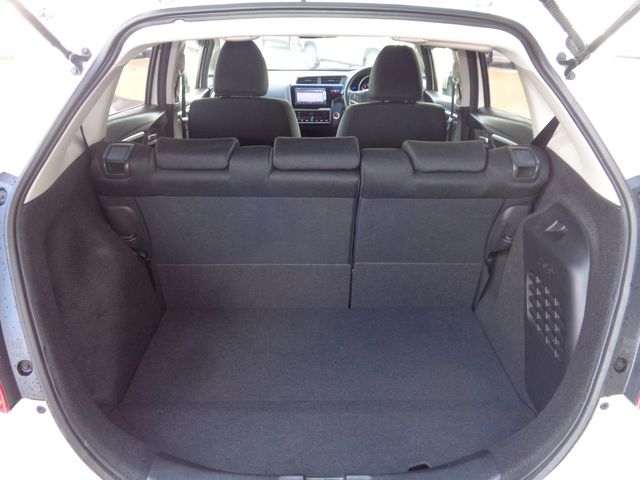 HONDA FIT HYBRID 2015