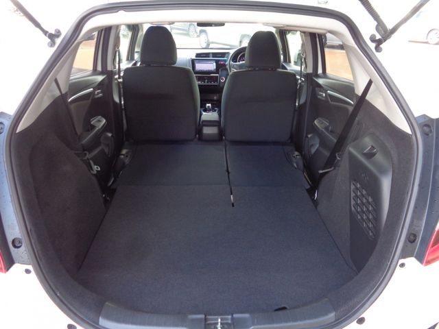 HONDA FIT HYBRID 2015