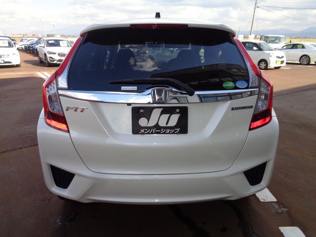 HONDA FIT HYBRID 2015