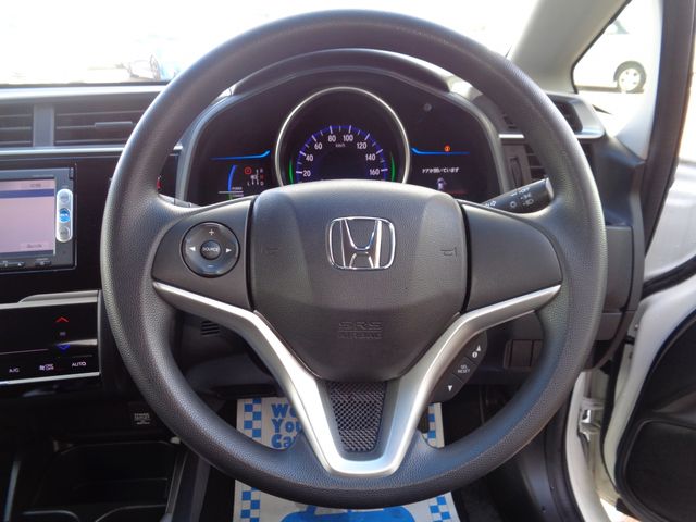 HONDA FIT HYBRID 2015