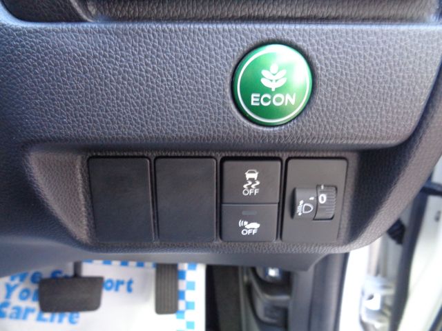 HONDA FIT HYBRID 2015