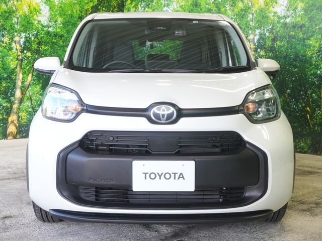 TOYOTA SIENTA 2022