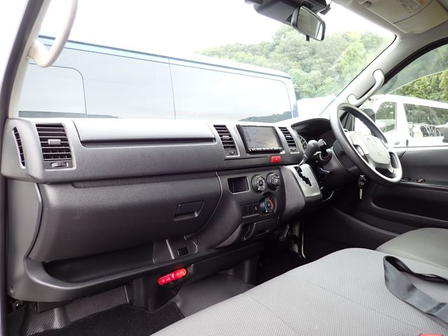 TOYOTA HIACE van 2WD 2020